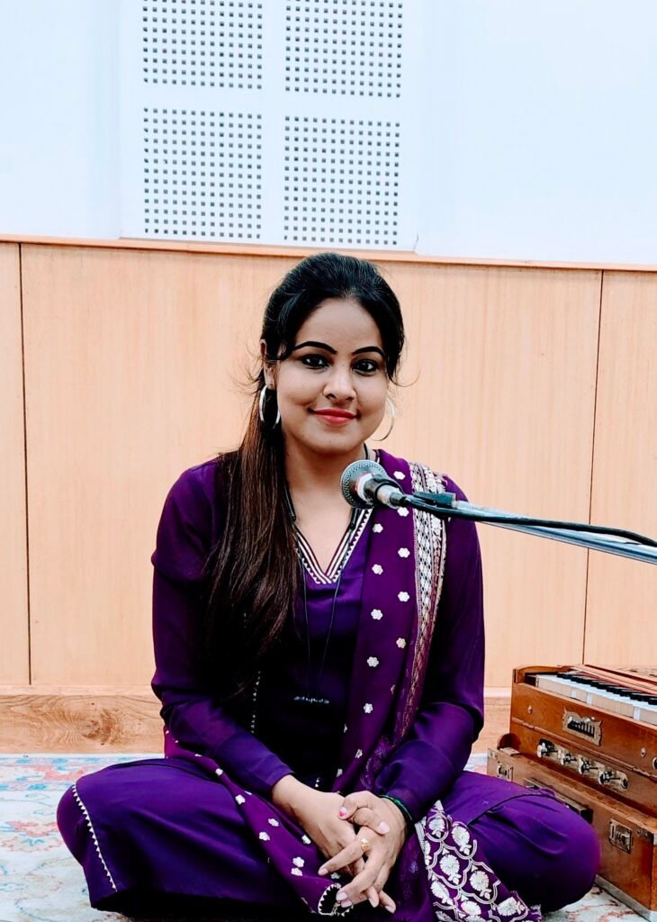 Trade Facilitation Center Badalalpur Varanasi and Subah e Banaras Present Cultural Evening by Double Gold Medalist in Music Ms.Harpreet kaur